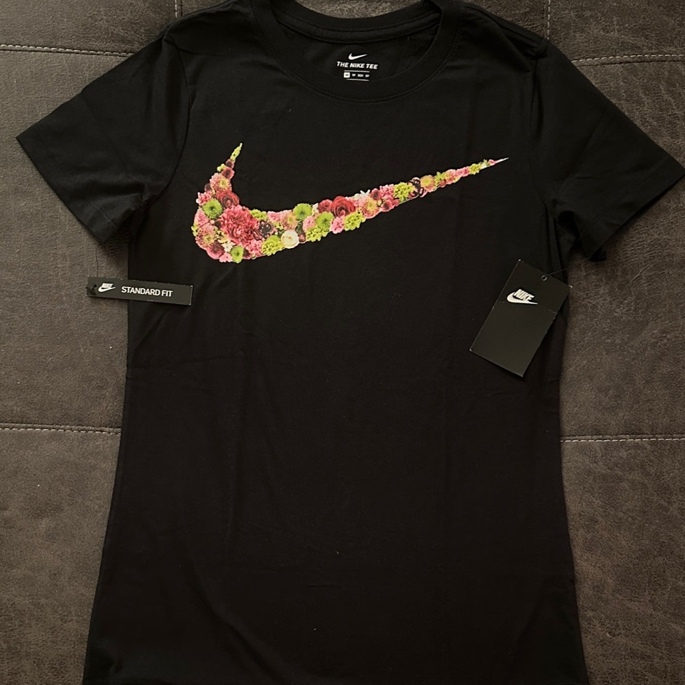 Nike Tee